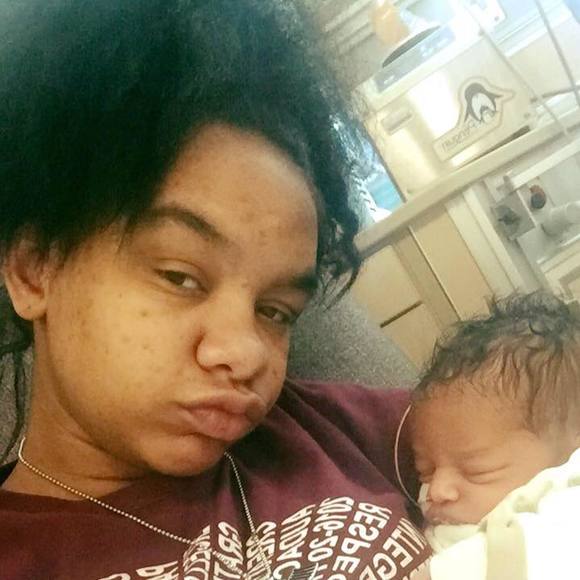 Meet your Posher, Cierra - Picture 1 of 1